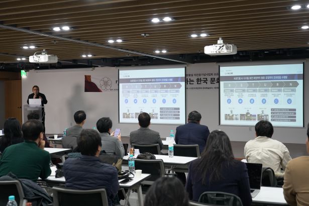 Jin Park, CEO of Acryl, Successfully Concludes Lecture on "Return and Stay: Honoring Patriots through Digital Humans"